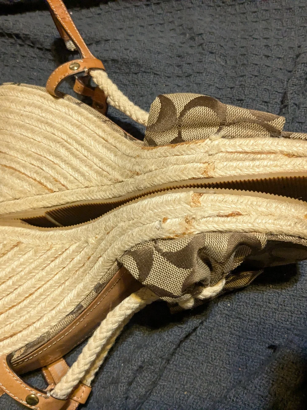 Coach Catalina size 7 Brown Signature Canvas Espadrille Wedges with Rope T-Strap